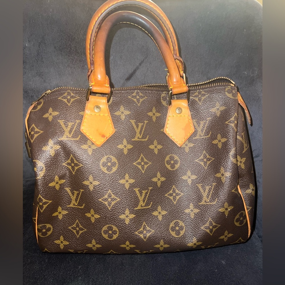 Authen vintage Louis Vuitton speedy 25